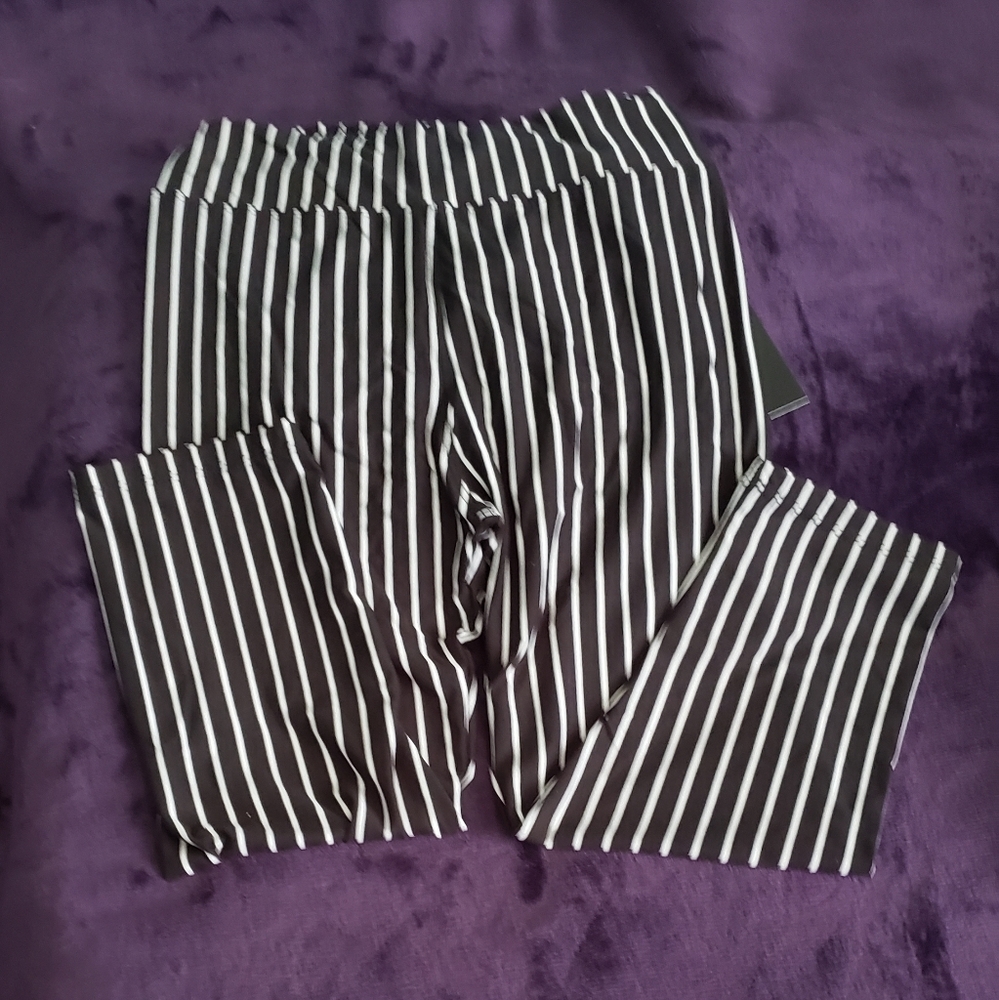 💜5/$25💜Capri leggings